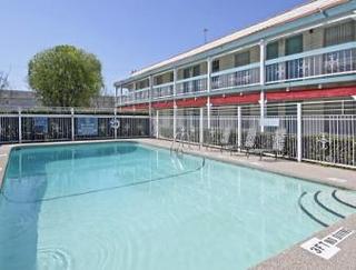 Travelodge By Wyndham North Richland Hills/Dallas/Ft Worth Fort Worth Exterior photo